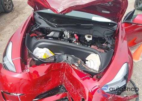 2025 Tesla Model Y Long Range Dual Motor All-Wheel Drive из США, поврежденный, VIN 7SAYGDEE2SA363107